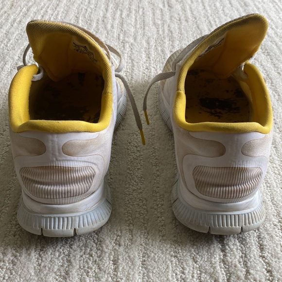 Nike Free 4.0 V3 Livestrong Athletic Shoes - Picture 5 of 9